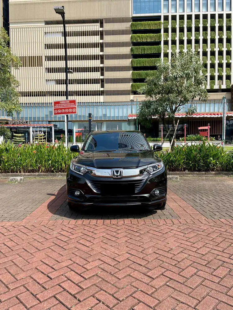 RARE FAV COLOR!! LOW KM Honda HR-V 2019 Bensin
