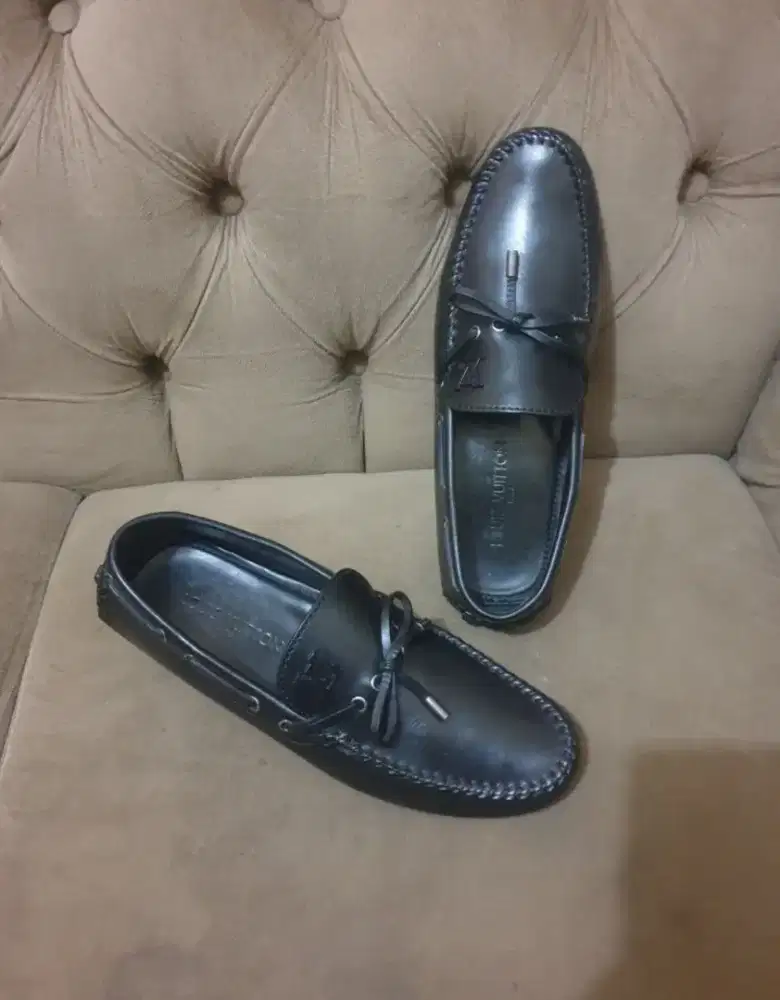 Sepatu pria lv lofers orignal size 43