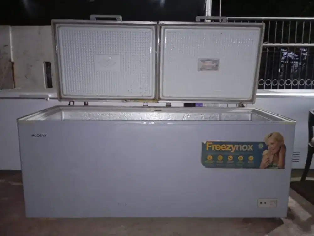 Frezer modena 800 liter