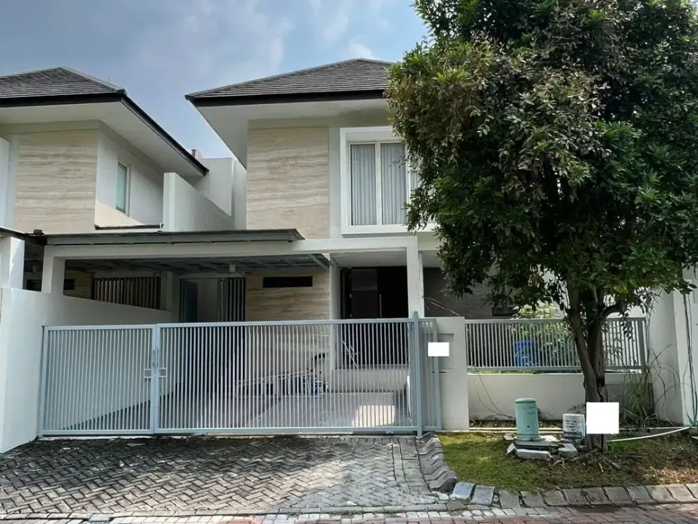 Rumah Graha Famili Strategis Dekat Gate Depan, Dan Rumah Sakit