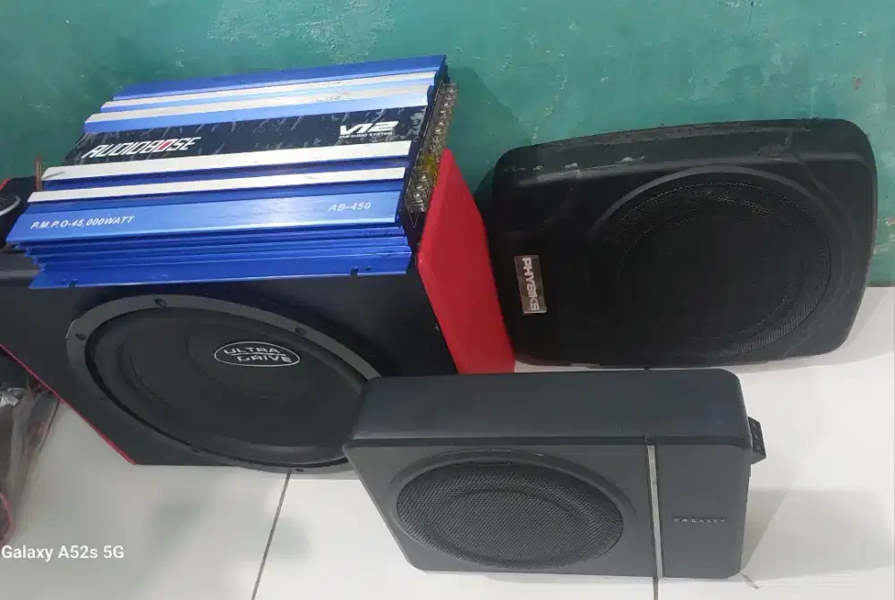 Audio mobil SUBWOOFER aktif