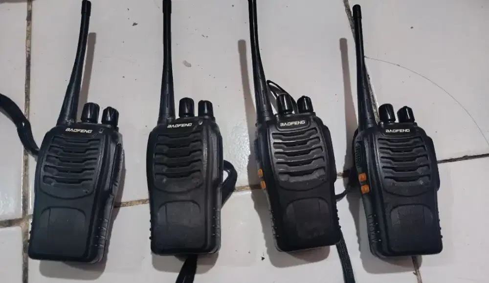 HT BAOFENG Walkie Talkie
