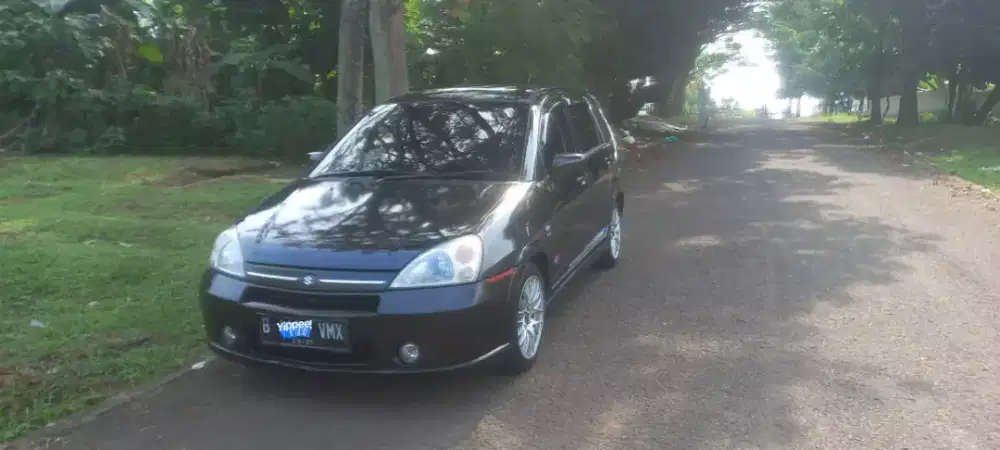 Di jual Suzuki Aerio 2004