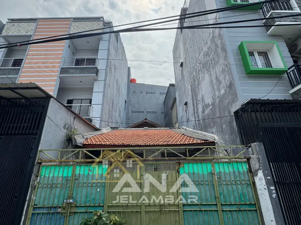 ANA RUMAH LAMA HITUNG TANAH UK 6X20M DI JELAMBAR