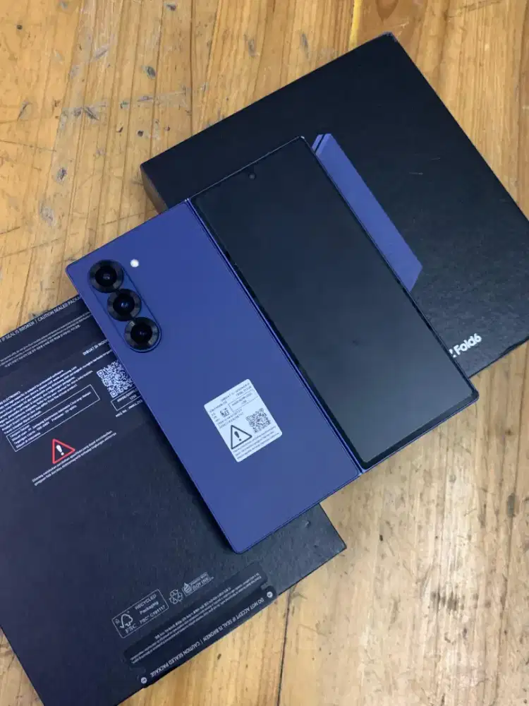 Samsung z fold 6 12/512gb second fullset