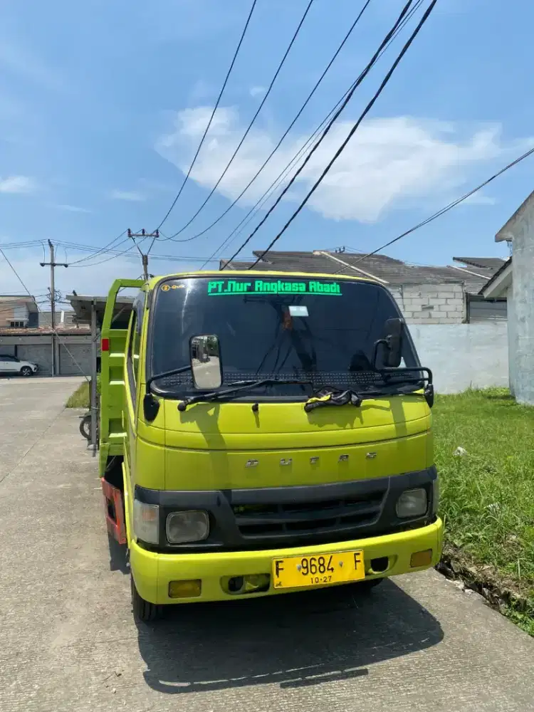Dijual truk Hino Dutro tahun 2008 kondisi jujur sangat prima