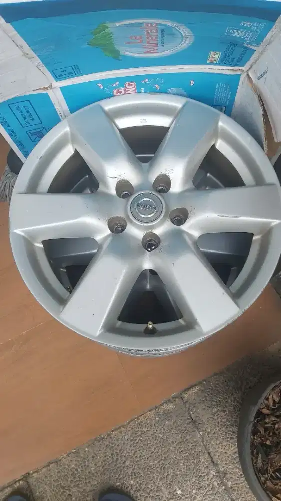 Velg ori nissan xtrail T31 2008