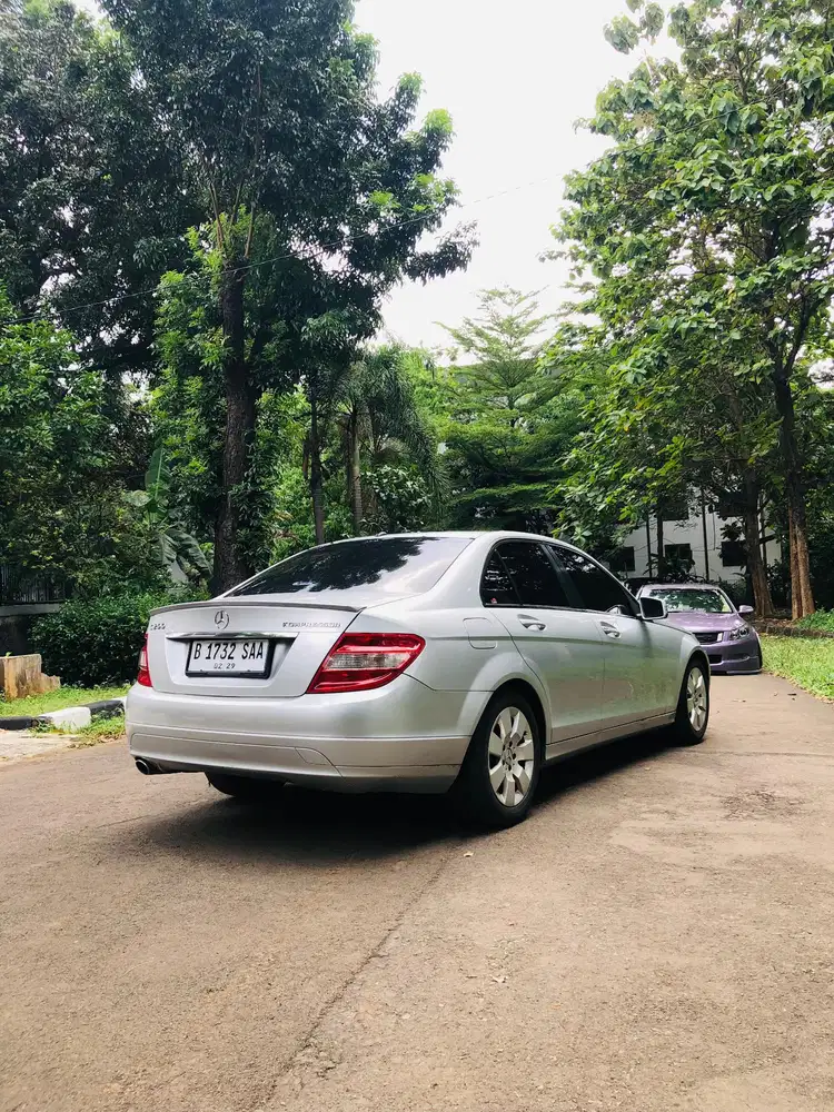 Mercedes-Benz C200 Kompressor 2009 Bensin