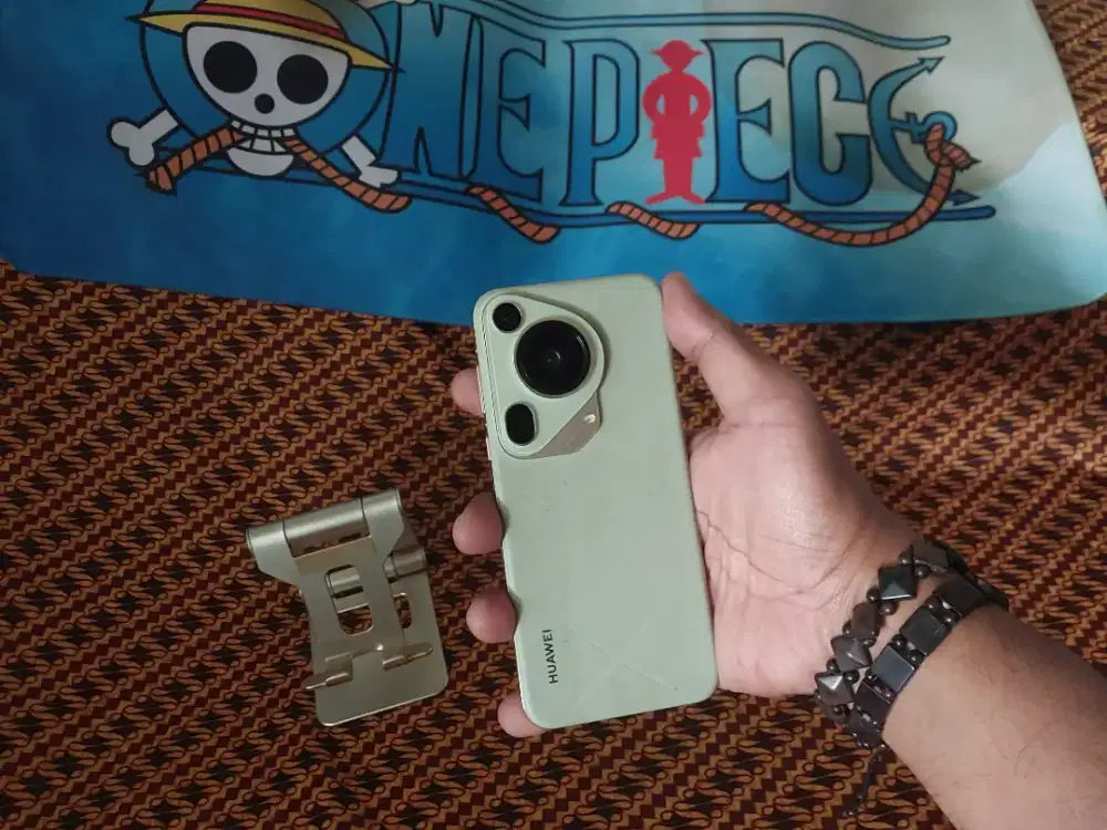 HUAWEI PURA 70 ULTRA 16/1TB HP ONLY RESMI INDO ON JAN'26 NOMINUS BS TT