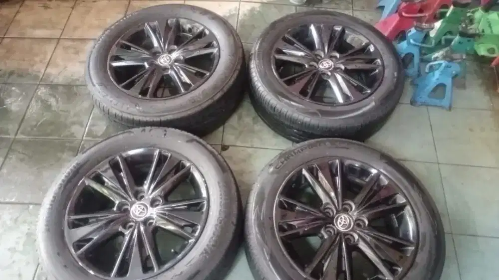 Velg Original Innova Venturer Black ring 17 pcd 5x114