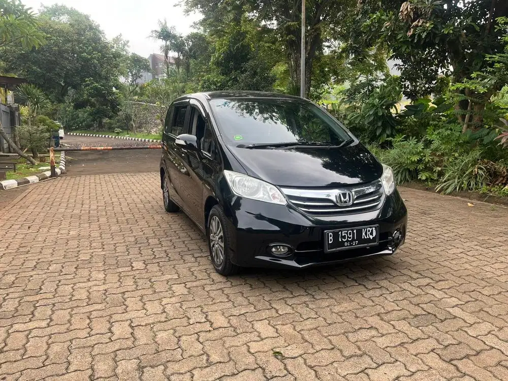 Honda freed SD 2014