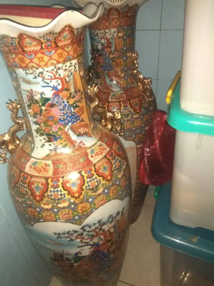 GUCI KERAMIK UKURAN 130 CM
