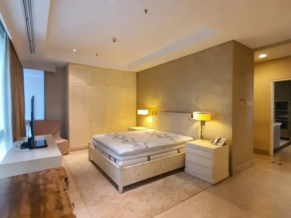 Apartemen 4BR, bagus, furnished area SCBD