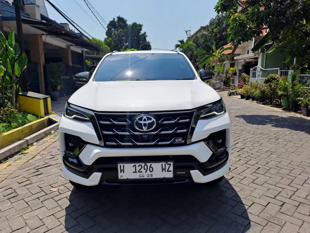 KM 26 RB TOYOTA FORTUNER VRZ / VR-Z 2.8 GR SPORT MATIC / AT 2023 #2023