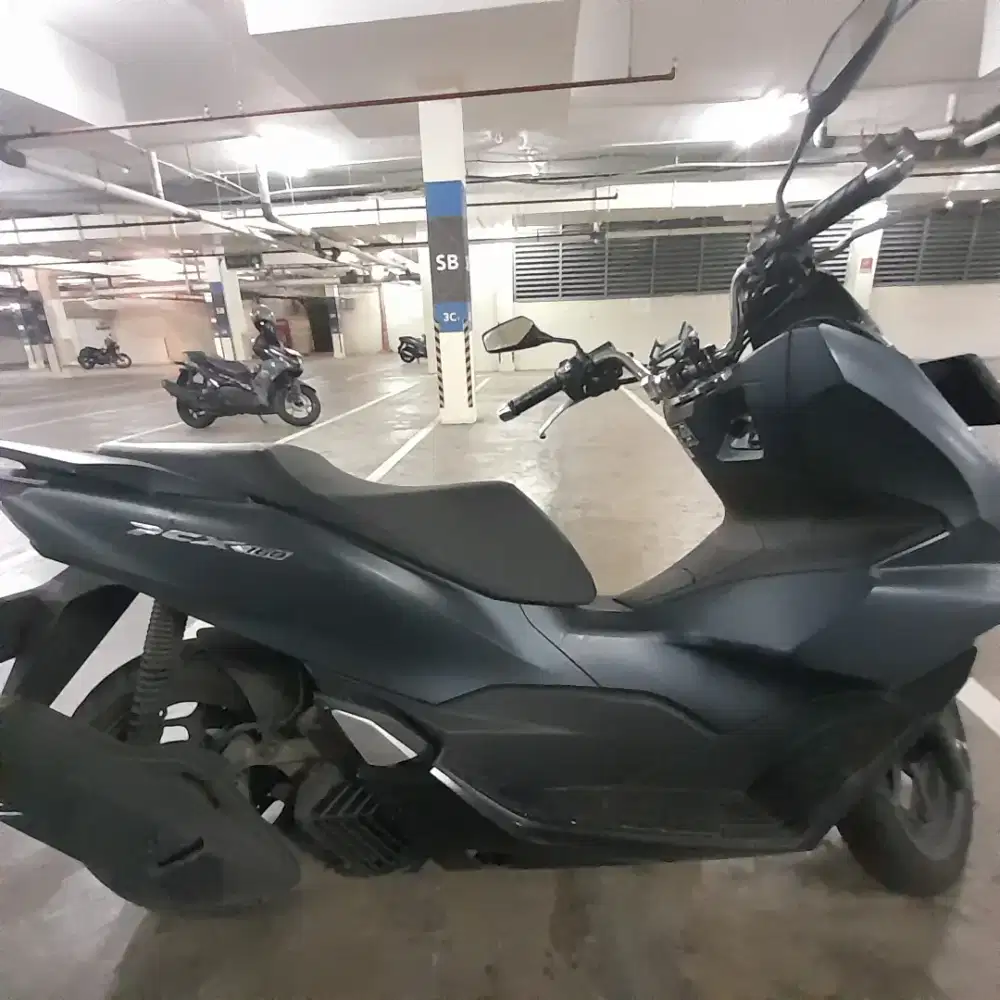 JUAL CEPAT PCX160 CBS warna navy