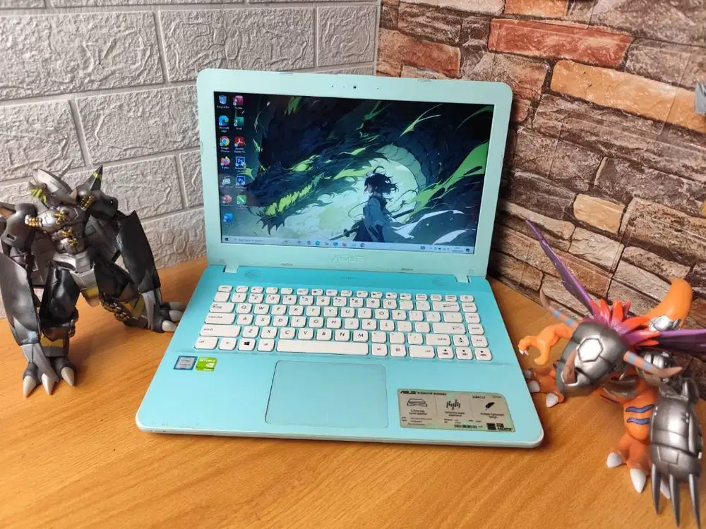 Asus x441 Intel i3 gen 6 ram 8 GB DDR4 ssd 256 GB VGA Nvidia 920mx