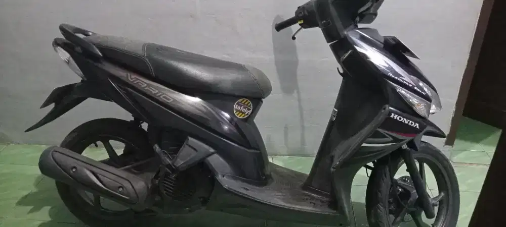 Dijual motor vario, tangan pertama