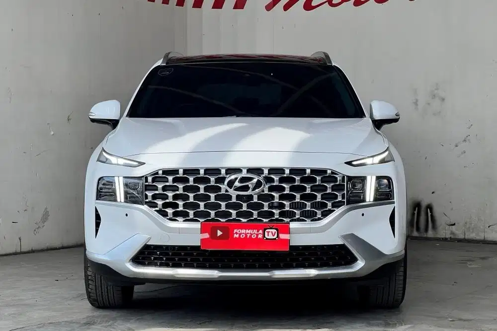 Hyundai Santafe 2.2 Signature Diesel AT 2022 Putih
