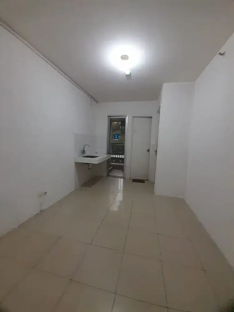 DI SEWAKAN UNIT APARTEMEN KALIBATA CITY UNFURNISHED