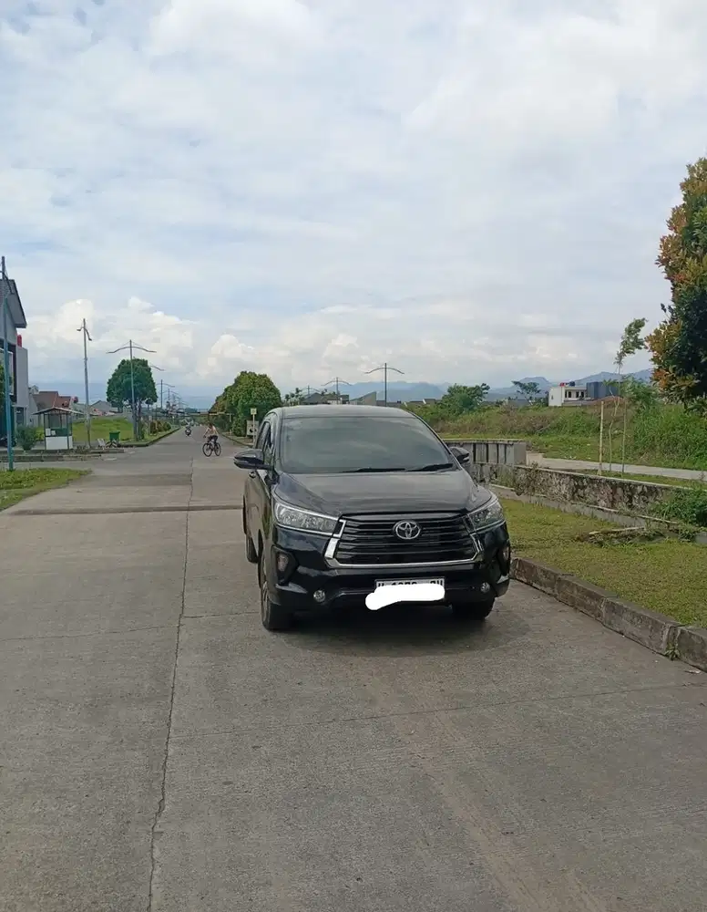 Toyota Kijang Innova 2023 Diesel