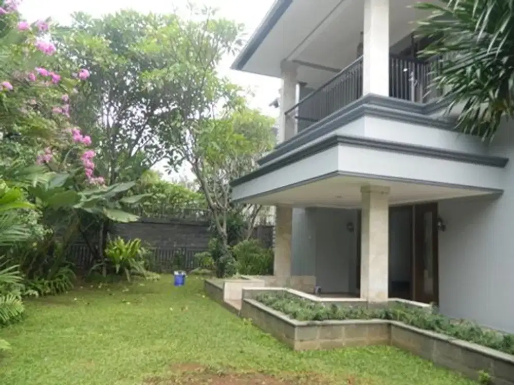 Disewakan Rumah Mewah dan Elegan, Berdiri Sendiri di Kawasan Elit Darmawangsa, Kebayoran Baru, Jakarta Selatan