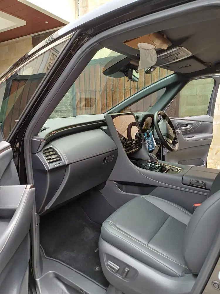 Toyota Alphard 2025 Hybrid Modelista