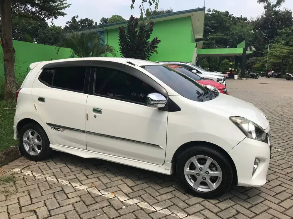 Jual Toyota Agya 1.0 G A/T Putih 2014