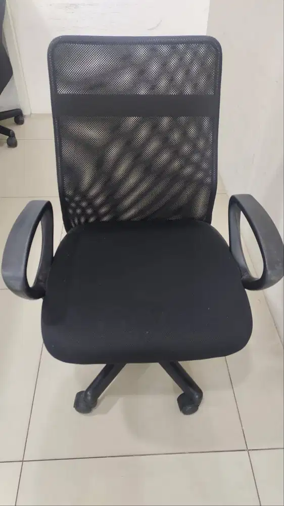 Dijual Kursi Office - Murah Banget kondisi 80%