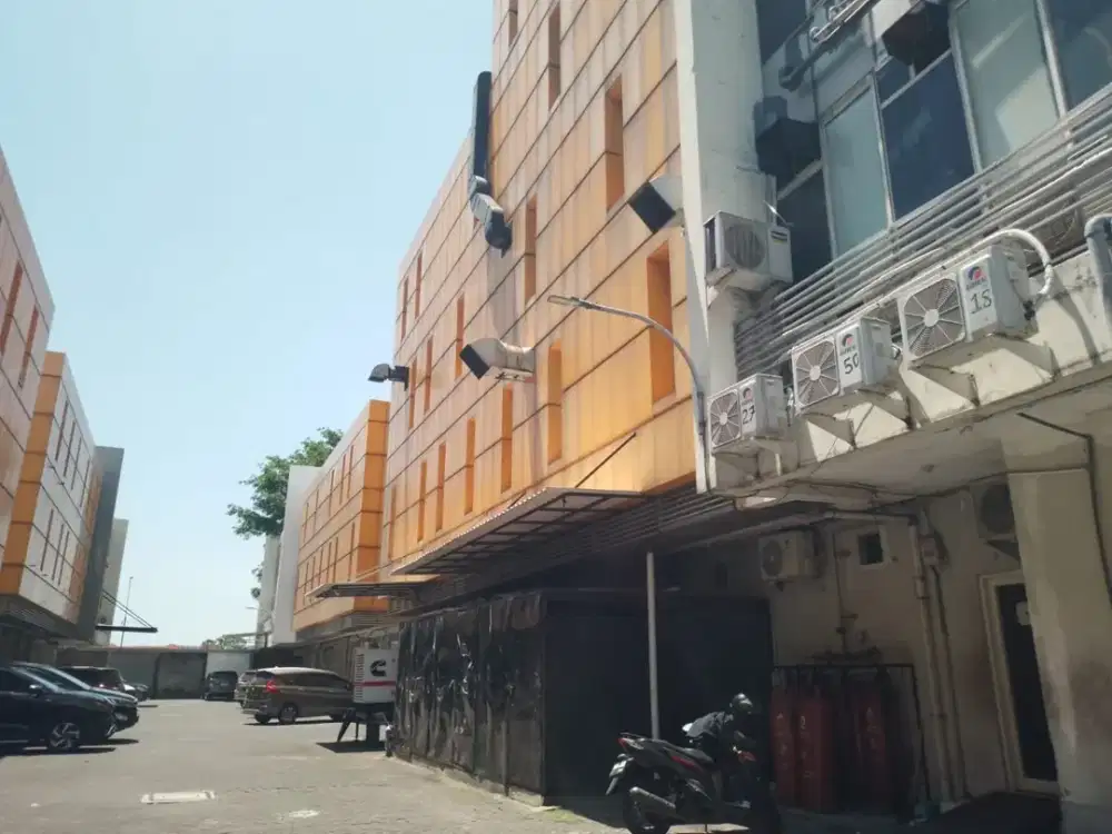 Ruko Strategis MERR 5 Lantai dekat Galaxy Mall
