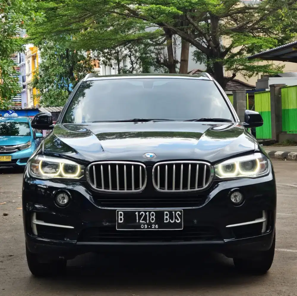TDP45jt BMW X5 X-Drive 2.5 Diesel AWD 2018 2017 Hitam Kredit Murah