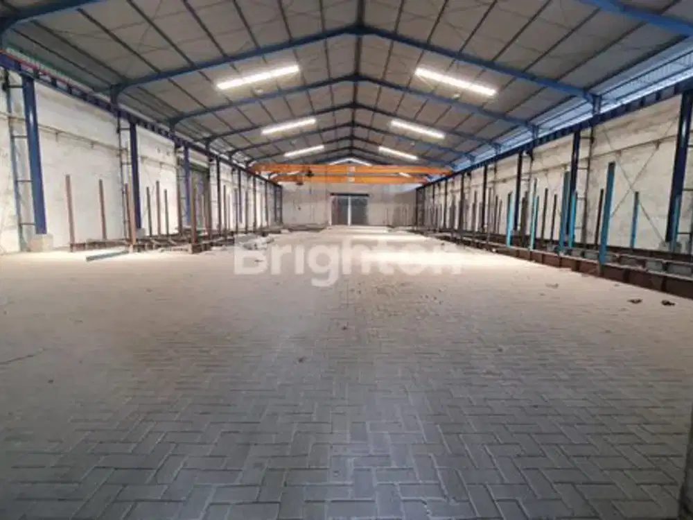 DISEWAKAN GUDANG SIAP PAKAI MARGOMULYO PERMAI JALAN UTAMA