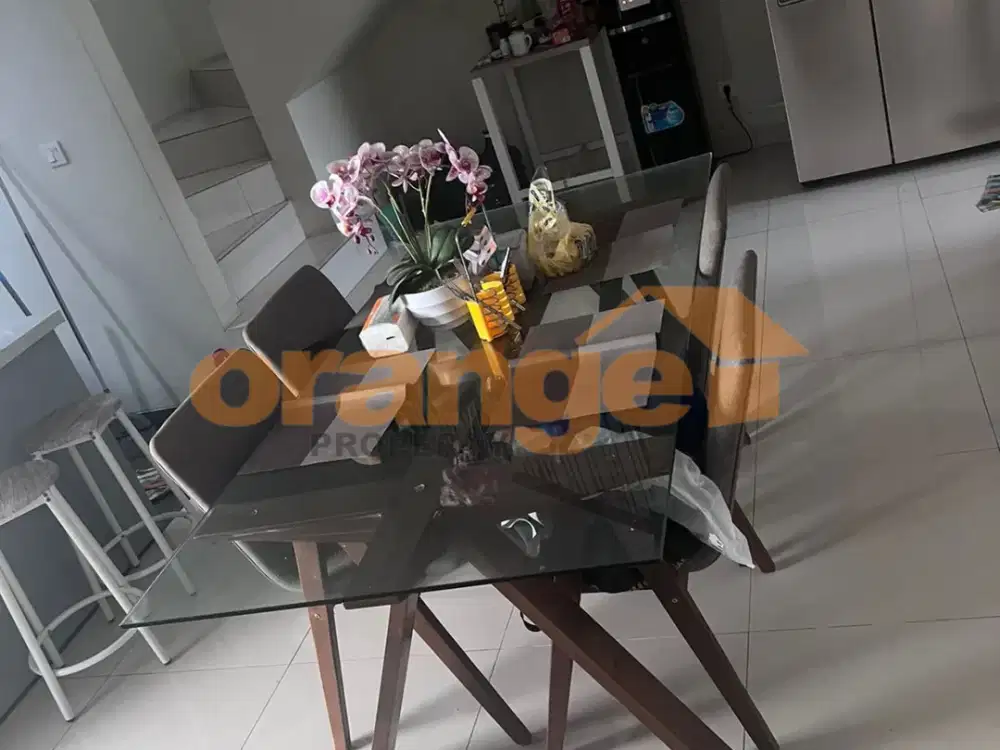 Di Jual Rumah 2 Lantai di Cluster Baru di Kota Wisata