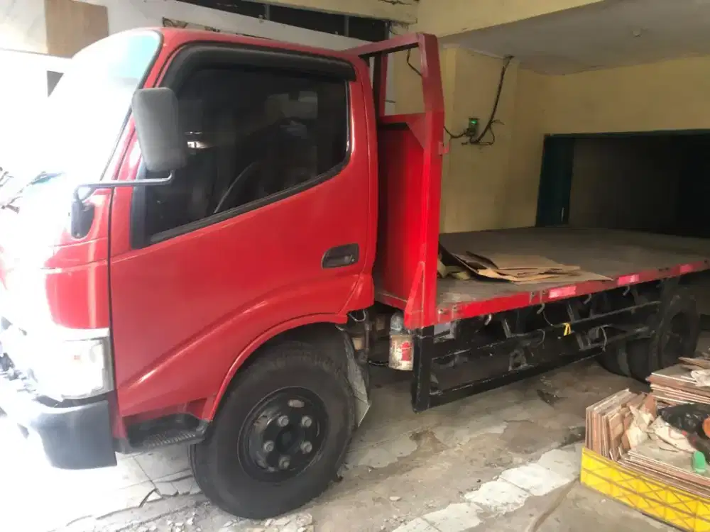 Mobil Truck Dyna 130HT