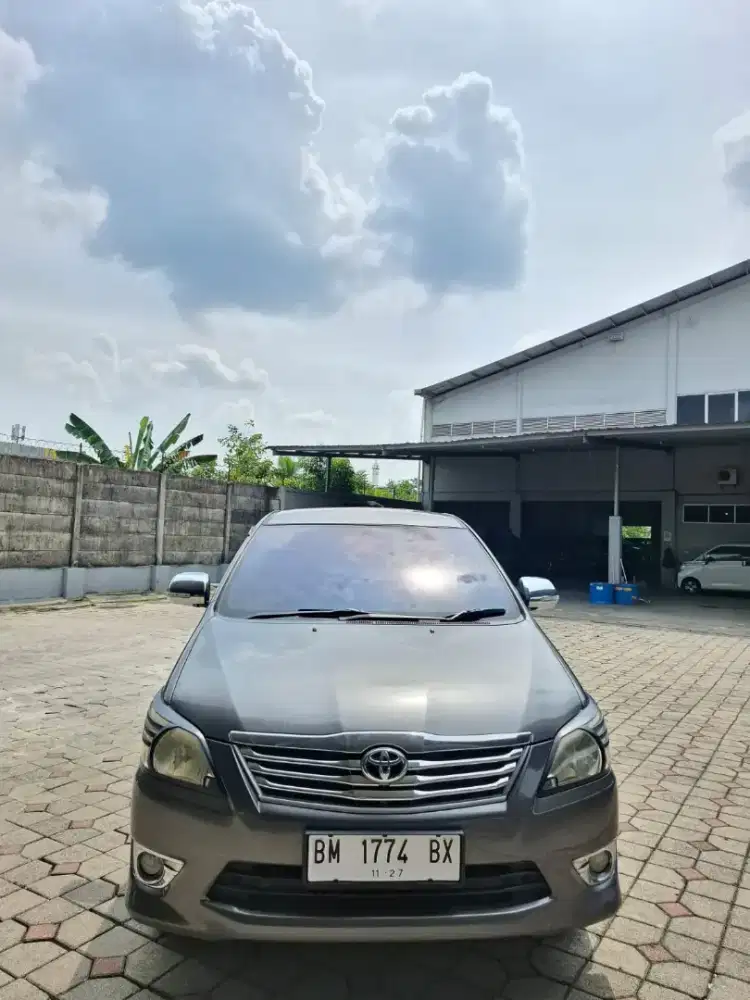 Innova 2012 G bensin manual. Km 150rb