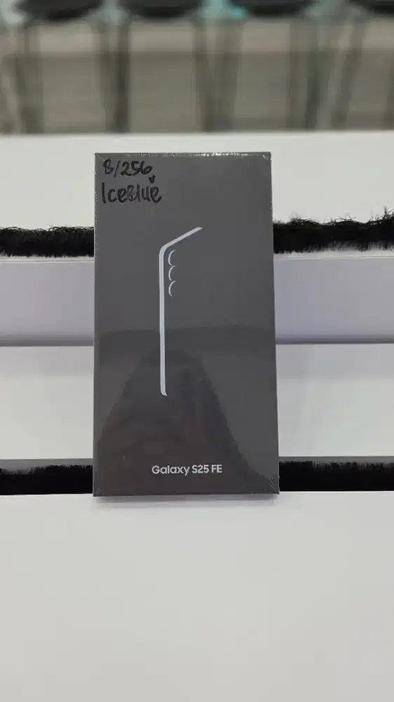 Samsung Galaxy S25FE 8/256 Free FIT 3