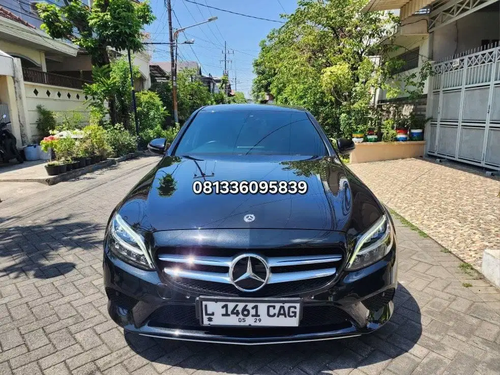 (Km.45rb) MERCY C200 1.5 EQ BOOST 2019 HITAM MATIC Mercedes benz c200