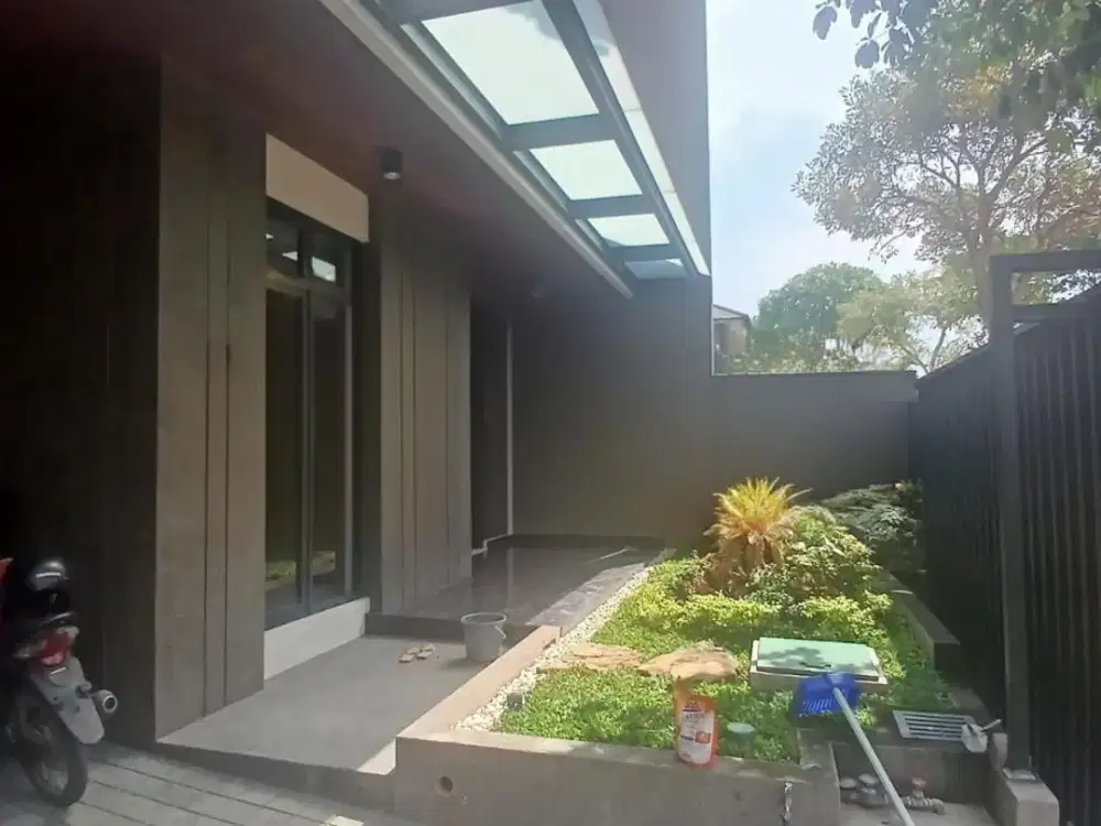 DIJUAL RUMAH RAFFLES GARDEN FULL FURNISH STRATEGIS SIAP PAKAI