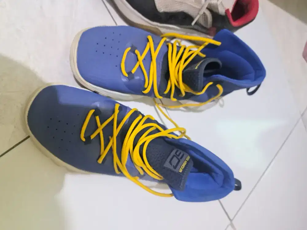 Air jordan dan Under armor