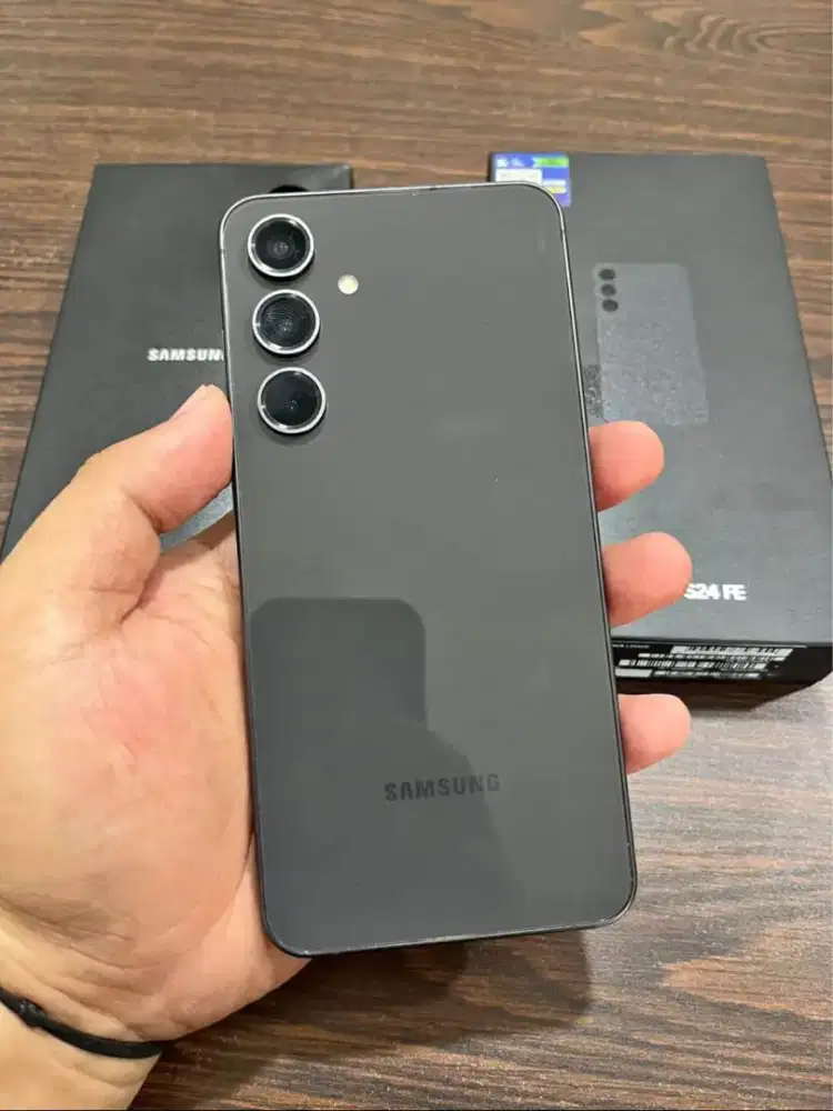 Samsung S24 Fe 8/256 sein