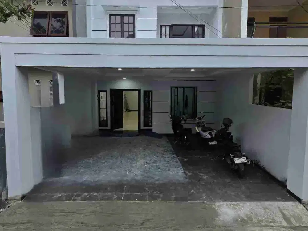 Rumah Baru 2 Lantai Siap Huni Tahap Finishing Dalam Komplek Di Duren Sawit