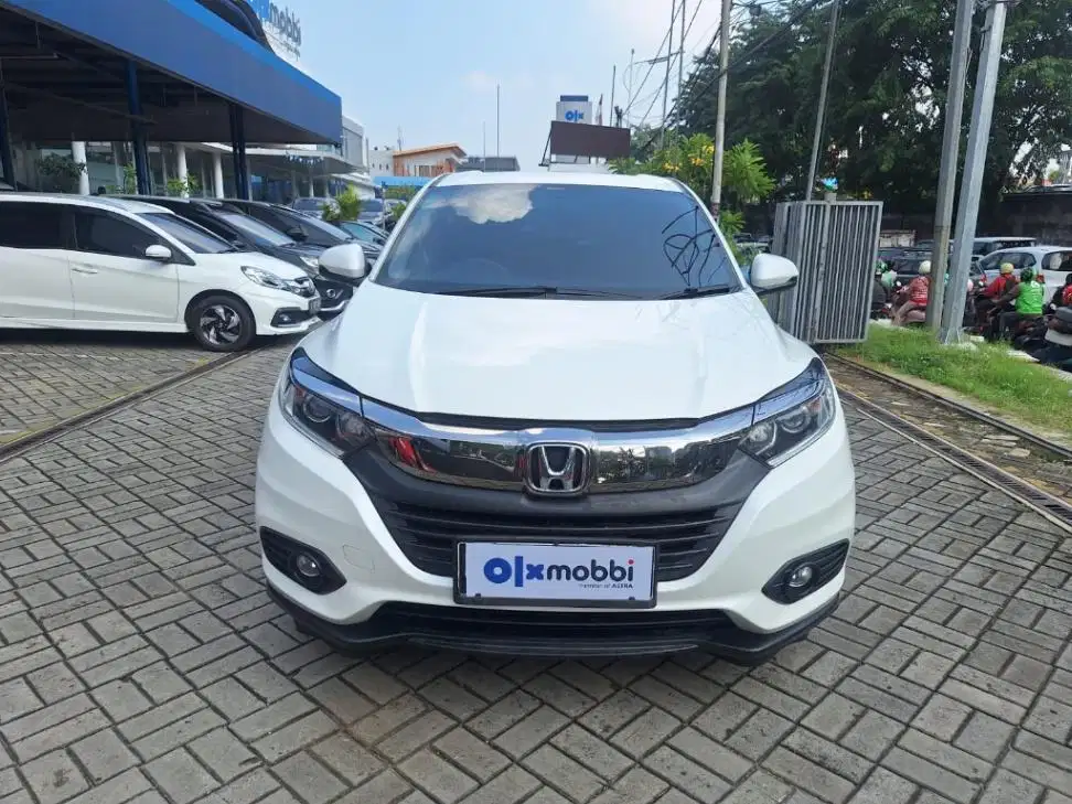 DP MURAH Honda HR-V 1.5 E Bensin-AT 2021 Abu CUOXB
