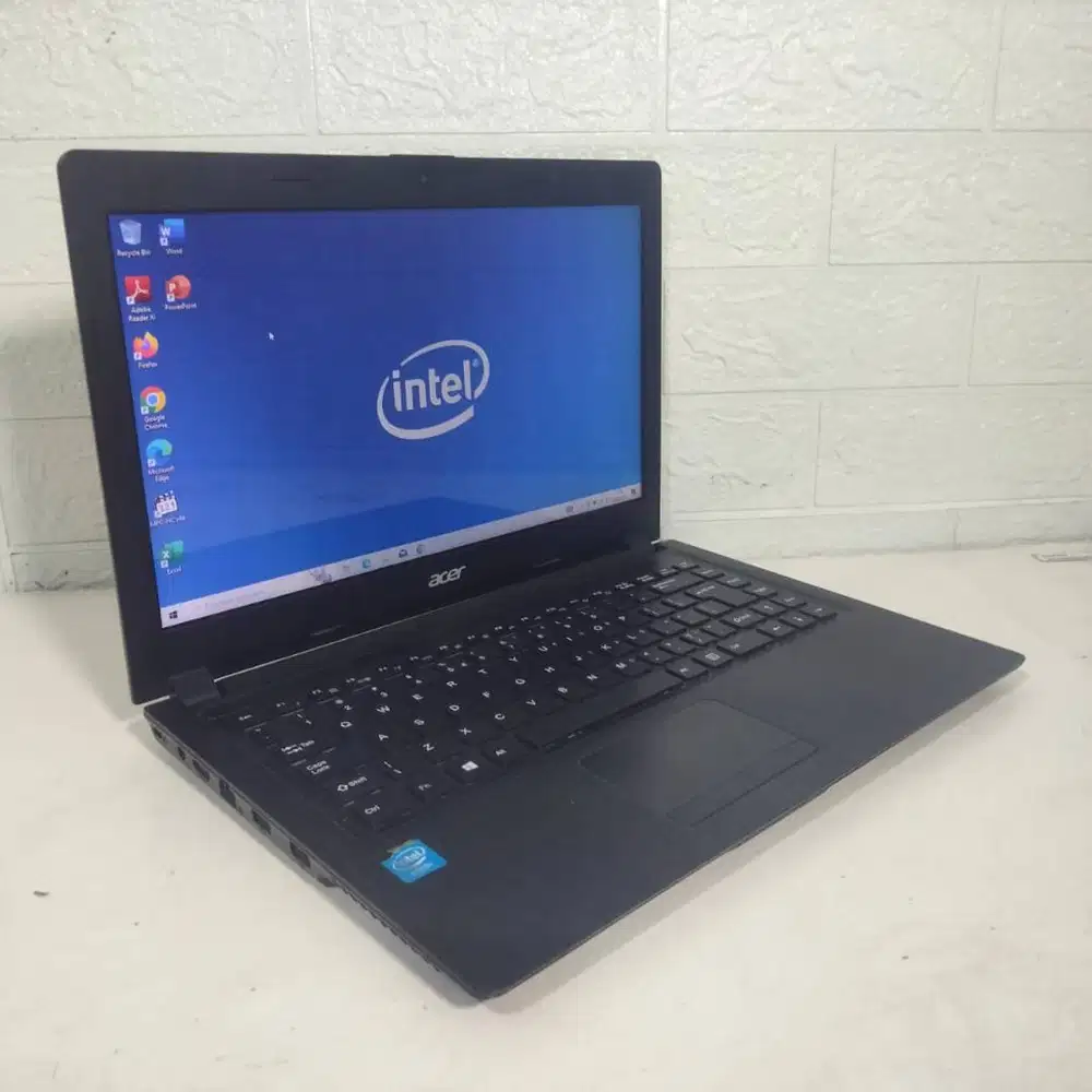 Laptop Acer Z1401 N2840 RAM 4 SSD 128 14in Garansi 1 Bulan