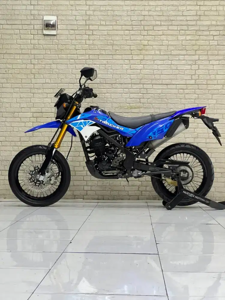 TERMURAH‼️ Kawasaki Dtracker 150 SE 2020 Biru Favorit mustika Motoshop