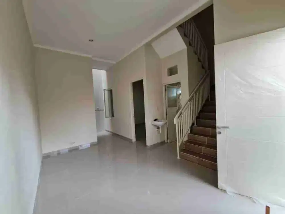 Jual sewa rumah minimalis bagus jl. Tenggilis Timur