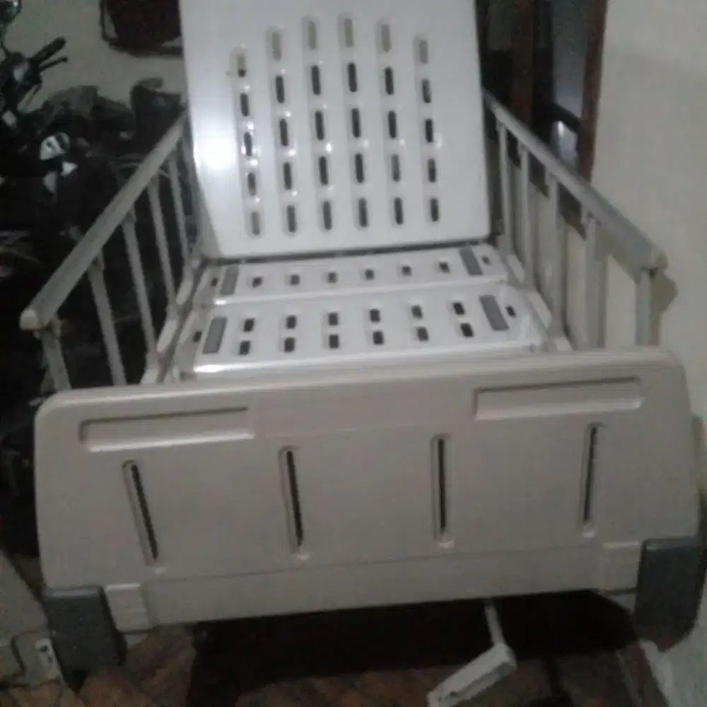 Ranjang pasien paramount