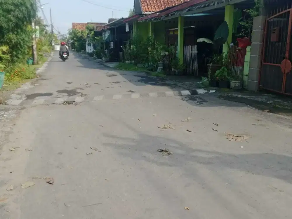Tanah Bagus Di jl. Palagan km 6 Dekat Hotel HYATT & Kampus UGM