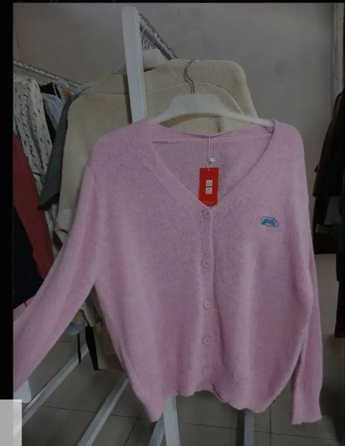 Cardigan rajut wanita soft pink