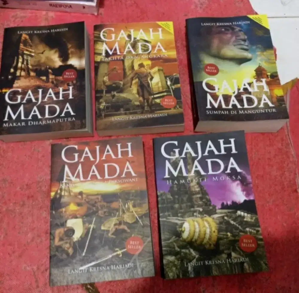 Buku Gajah Mada