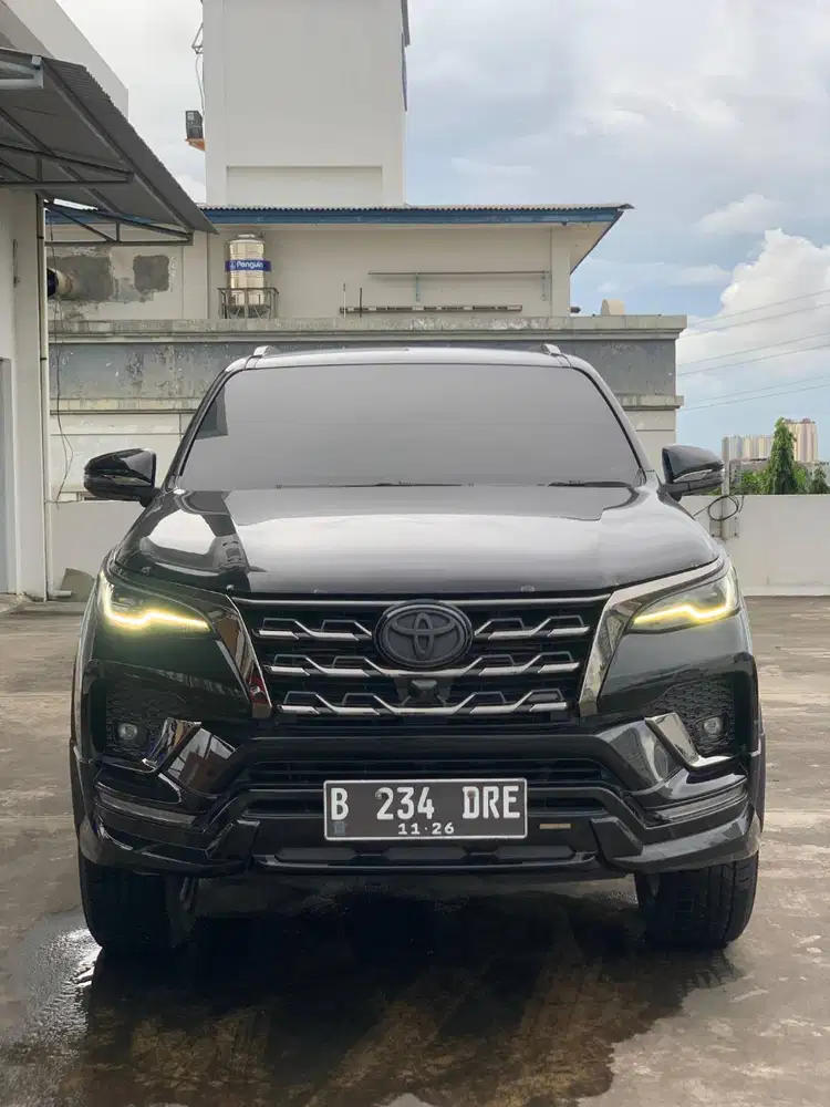 Fortuner 2.4 VRZ GR 2021