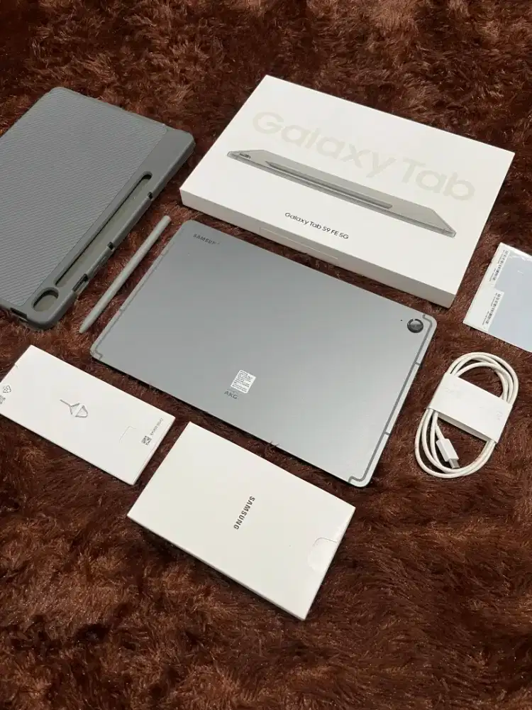 Samsung Tab S9 FE 5G 6/128GB SEIN Garansi 28 Maret 2026 - Grey
